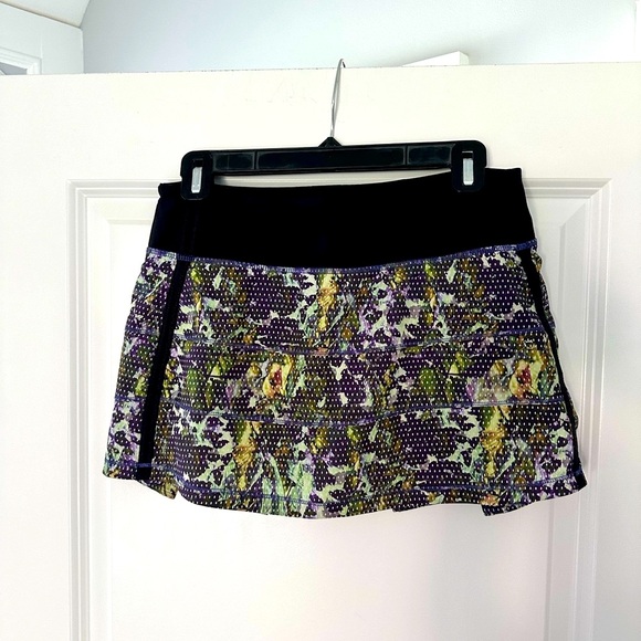 Activewear…lululemon athletica Multicolor Skort - Picture 1 of 3